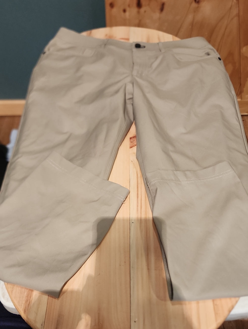 Men's Slim Stretch Dress Pants in Light Khaki